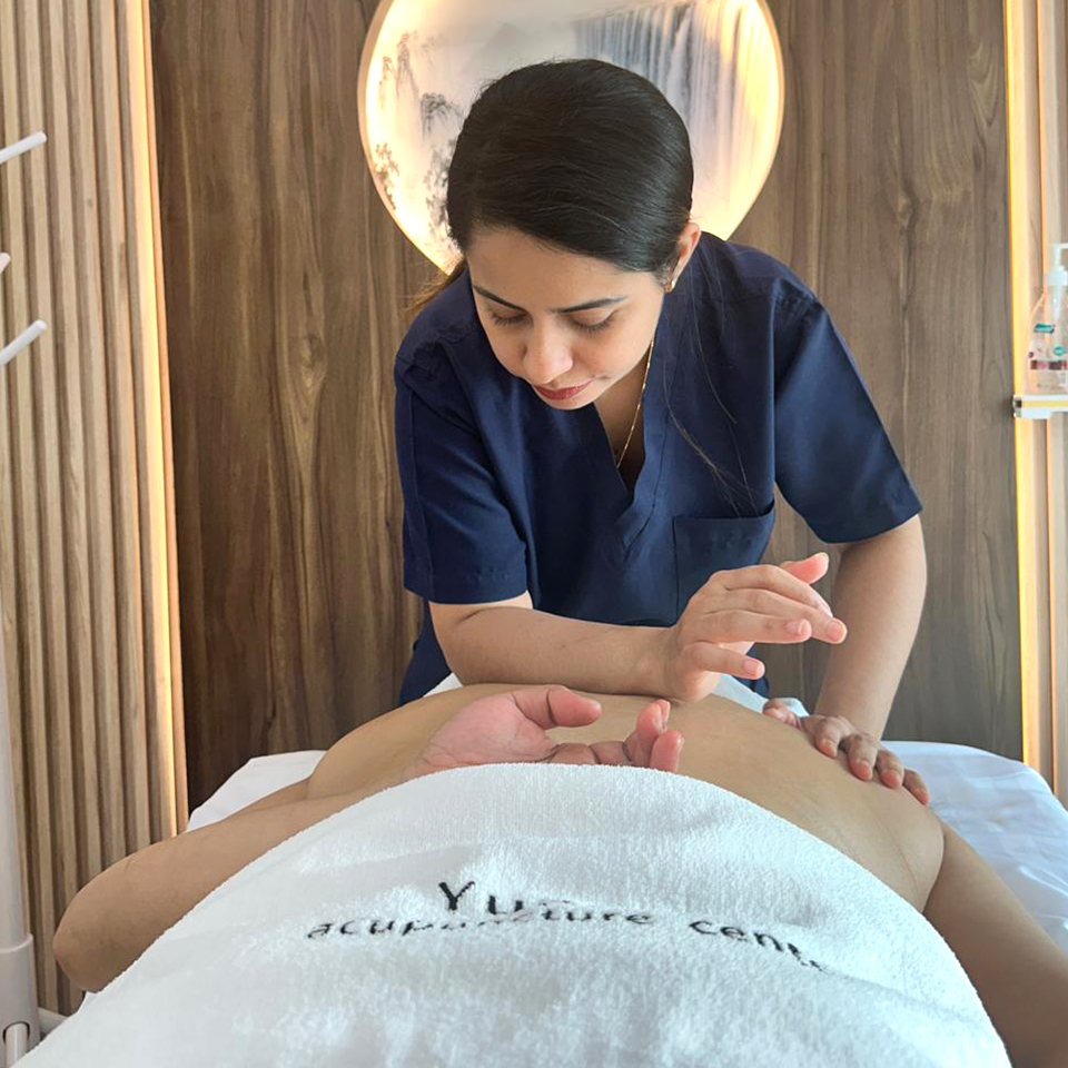 Acupuncture and Traditional Chinese Medicine for pain management at Yuan Qi Acupuncture Center, Business Bay Dubai